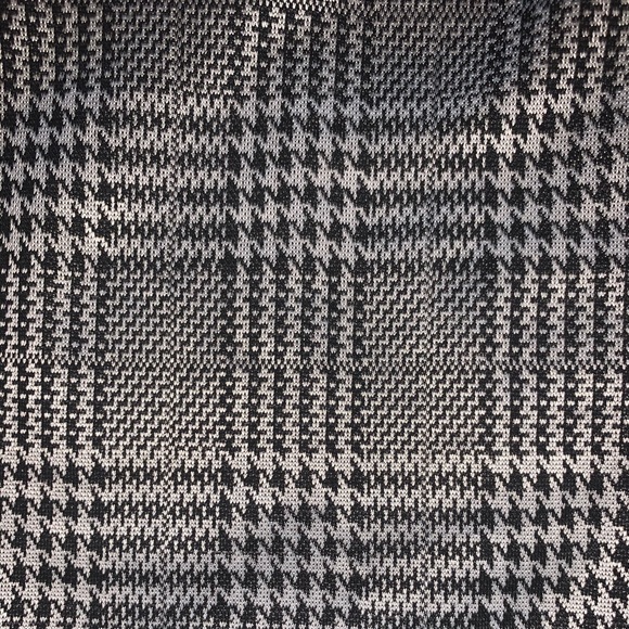 Houndstooth SKORT - Picture 4 of 4